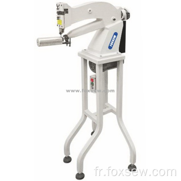 Machine de parage pour bottes en caoutchouc